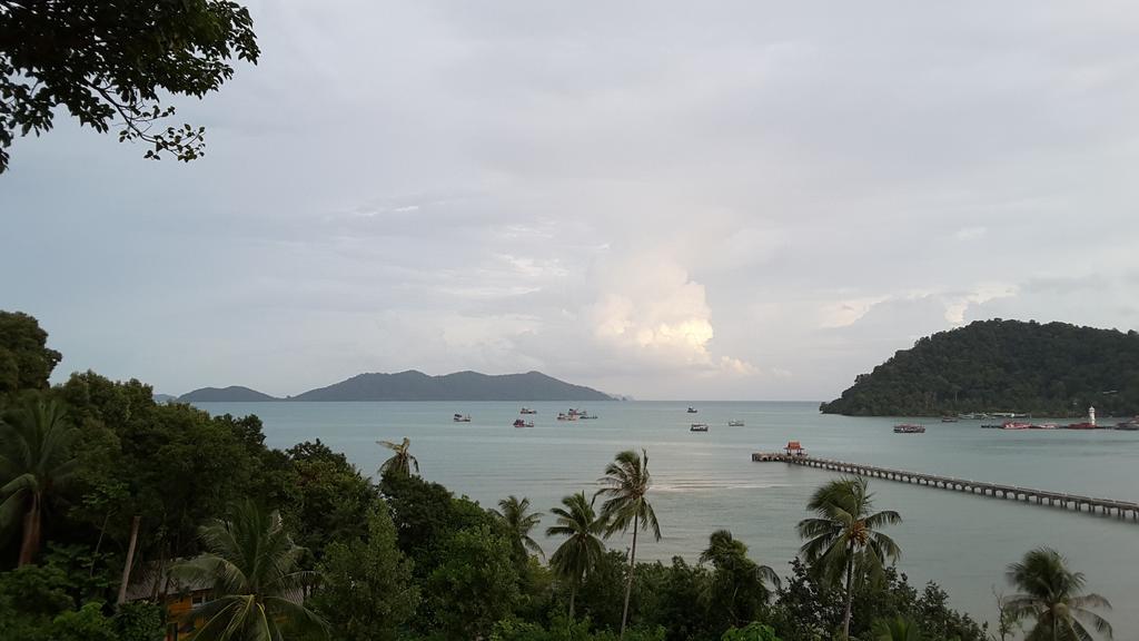 Bee Sleep Hostel Koh Chang Klong Prao Beach Buitenkant foto