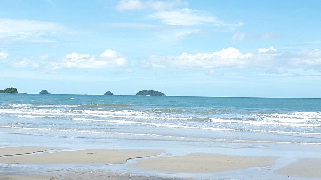 Bee Sleep Hostel Koh Chang Klong Prao Beach Buitenkant foto
