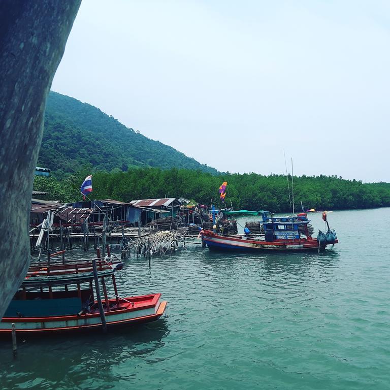 Bee Sleep Hostel Koh Chang Klong Prao Beach Buitenkant foto