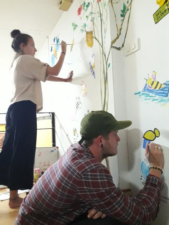 Bee Sleep Hostel Koh Chang Klong Prao Beach Buitenkant foto